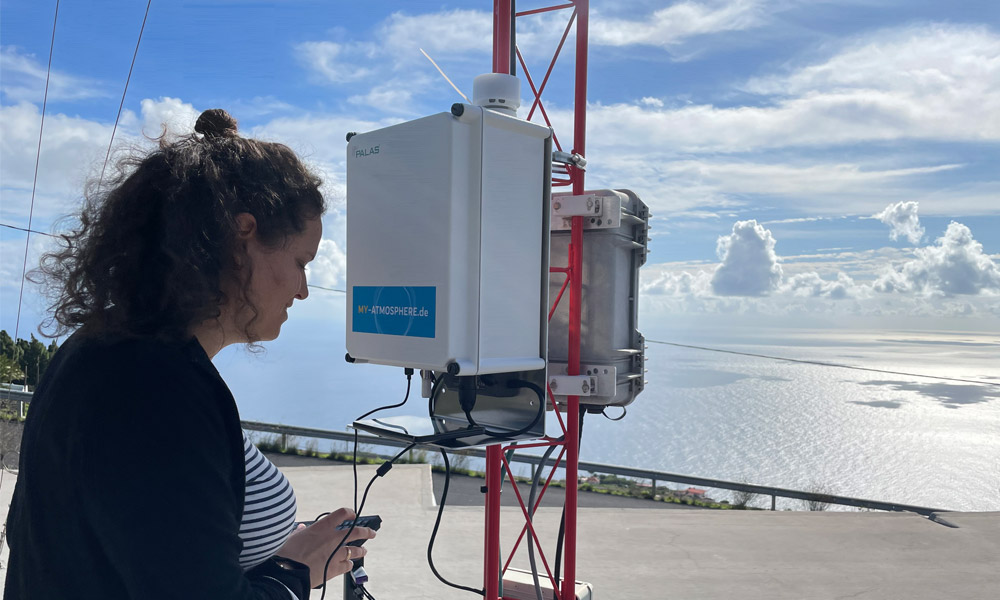 Palas AQ Guard Smart in field